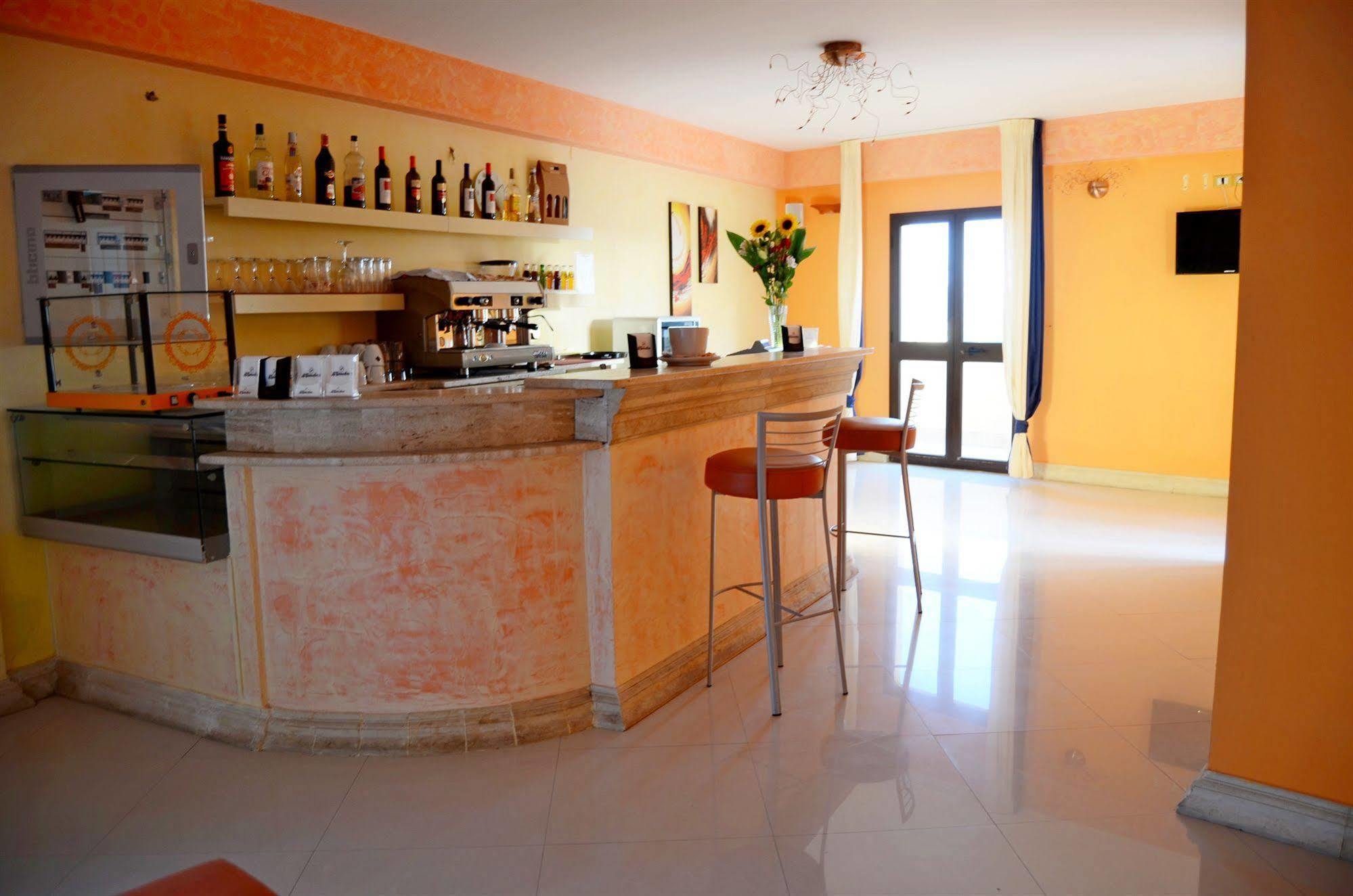 Hotel Costa Antiga Кастельсардо Экстерьер фото
